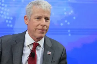 Κρις Ράιτ: «Οι ΗΠΑ έτοιμες να τροφοδοτήσουν την Ευρώπη με LNG – Κομβικός ρόλος της Ελλάδας στον νέο ενεργειακό διάδρομο»