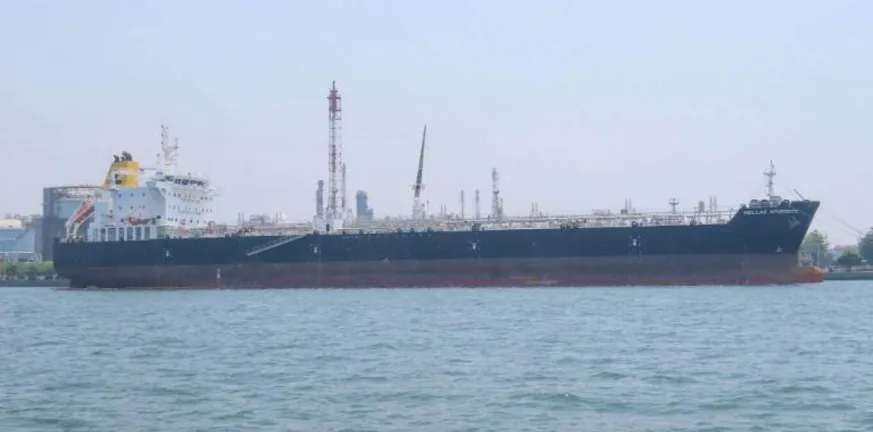 Σομαλία: Πειρατεία σε ελληνόκτητο τάνκερ, άνοιξαν πυρ!