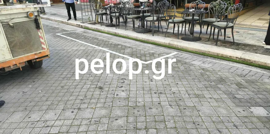 Πάτρα: Σε εξέλιξη οι εργασίες για διαγραμμίσεις στον πεζόδρομο της Ρήγα Φεραίου ΦΩΤΟ