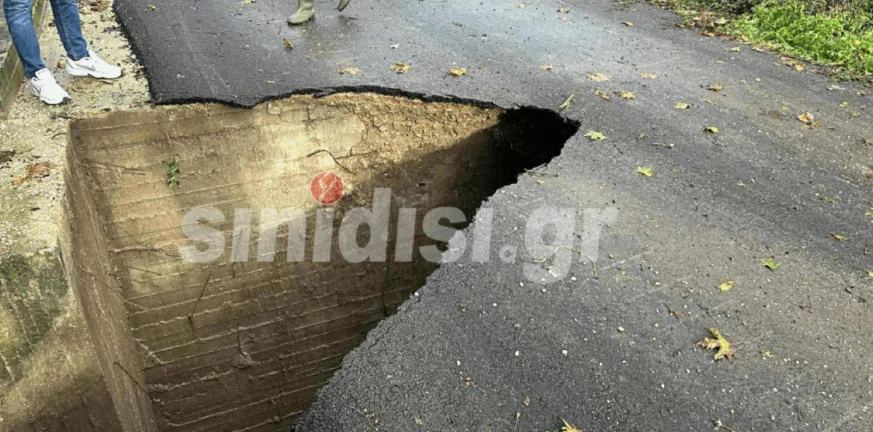 Μοναστηράκι: Ξεχείλισε χείμαρρος, «άνοιξαν» δρόμοι, κλειστό το σχολείο ΦΩΤΟ