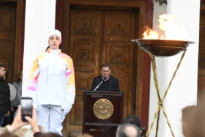 H Πάτρα υποδέχθηκε την Ολυμπιακή Φλόγα ΦΩΤΟΓΡΑΦΙΕΣ