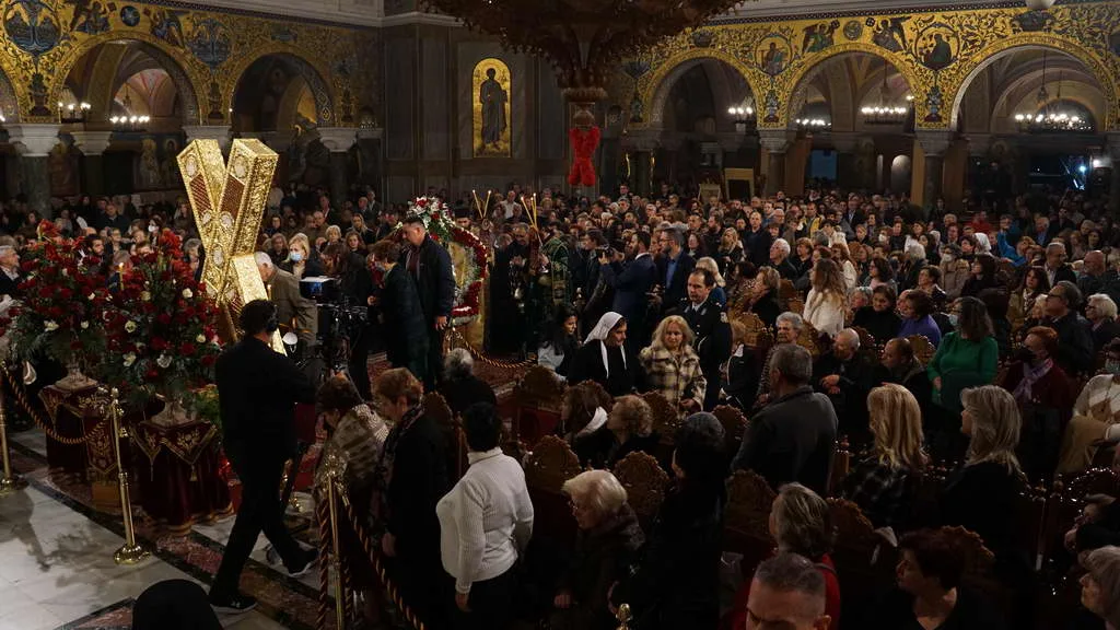 Η Πάτρα γιορτάζει τον Άγιο Ανδρέα - ΔΕΙΤΕ την Πολυαρχιερατική Θεία Λειτουργία παρόντος του Προέδρου της Δημοκρατίας