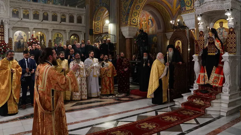 Η Πάτρα γιορτάζει τον Άγιο Ανδρέα - ΔΕΙΤΕ την Πολυαρχιερατική Θεία Λειτουργία παρόντος του Προέδρου της Δημοκρατίας