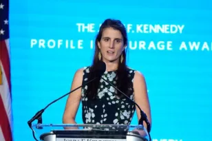 Μία ακόμη τραγωδία για τους Κένεντι, η 35χρονη εγγονή του JFK βρίσκεται σε τελικό στάδιο οξείας λευχαιμίας