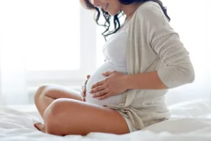 ΔΥΠΑ: Πλήρης αποκατάσταση λαθών και ενιαία εφαρμογή της Ειδικής Παροχής Προστασίας Μητρότητας