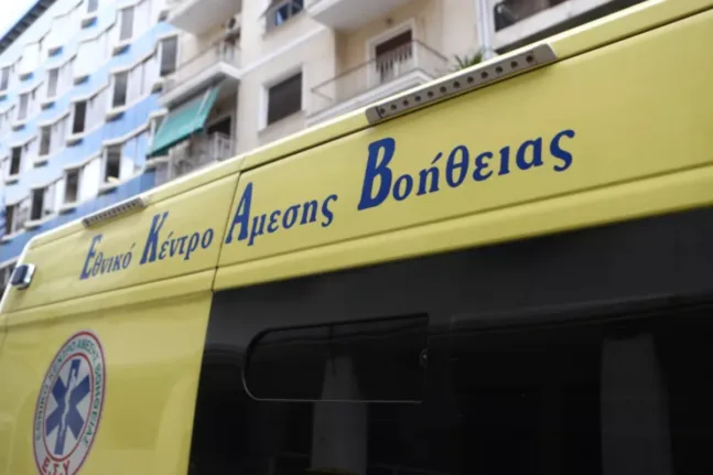 Τροχαίο στην Κηφισίας: Μοτοσικλέτα χτύπησε πεζό