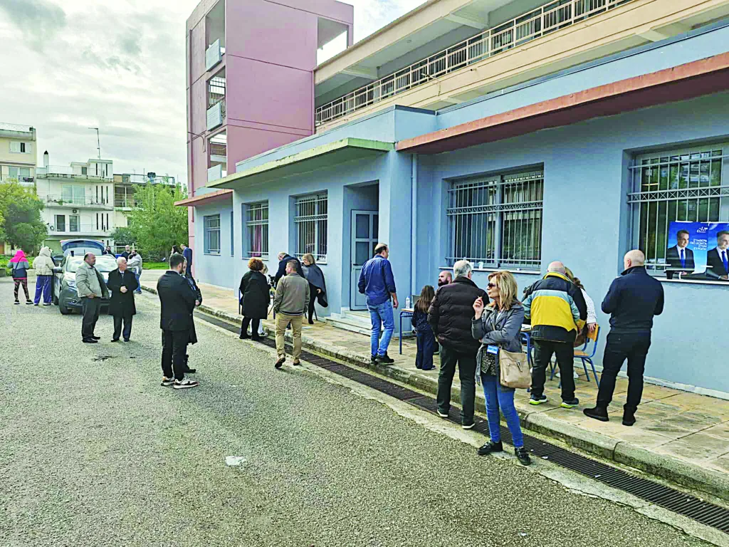 Εκλογικό θρίλερ στη Νέα Δημοκρατία Αχαΐας: Οριακή η επικράτηση του Μάκη Κατσιγιάννη Εκλογικό θρίλερ στη Νέα Δημοκρατία Αχαΐας: Οριακή η επικράτηση του Μάκη Κατσιγιάννη