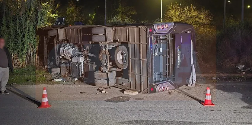 Τροχαίο στο Βελεστίνο: Εκτροπή τουριστικού λεωφορείου με 30 επιβάτες - Δέκα τραυματίες ΦΩΤΟ