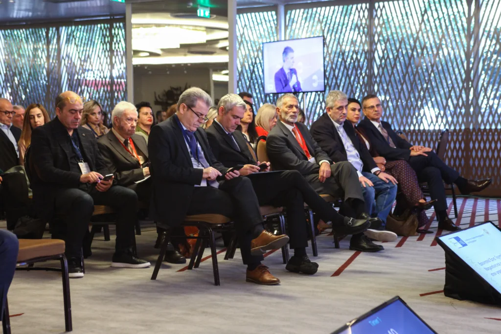 Δυναμική έναρξη στο ΕΛΣΕΚΕΚ 2025: «Επαγγελματική κατάρτιση: Κλειδί για τον ψηφιακό μετασχηματισμό των επιχειρήσεων» Δυναμική έναρξη στο ΕΛΣΕΚΕΚ 2025: «Επαγγελματική κατάρτιση: Κλειδί για τον ψηφιακό μετασχηματισμό των επιχειρήσεων»