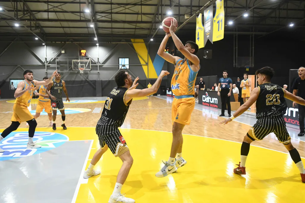 Ιστορική και μεγάλη νίκη για την ΑΕ Γλαύκου Έσπερου