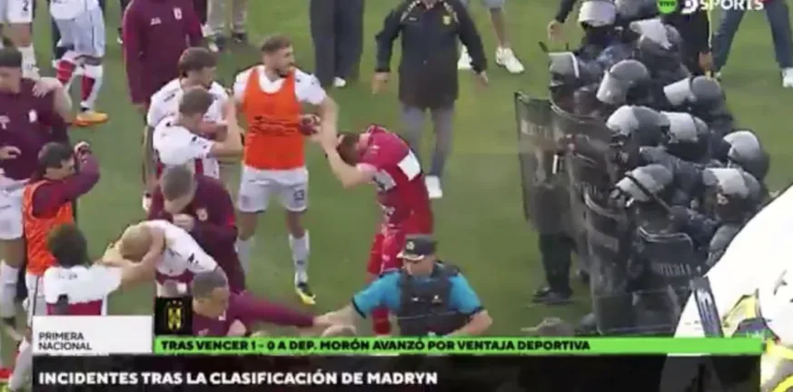Τέτοιο ξύλο δεν ξαναέγινε! Σφοδρή συμπλοκή ποδοσφαιριστών στην Αργεντινή, ΒΙΝΤΕΟ