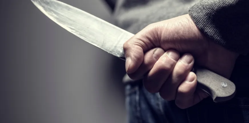 Αιγάλεω: Νέο επισόδιο ενδοοικογενειακής βίας, 74χρονος μαχαίρωσε την κόρη του