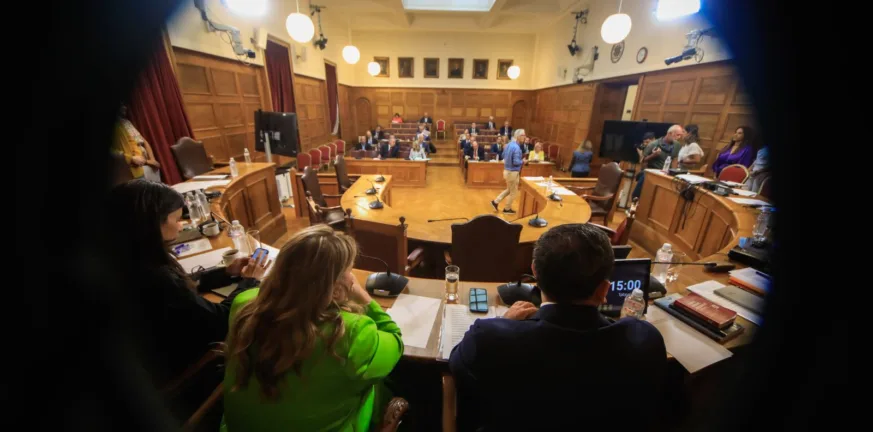 Πηγές ΝΔ για Εξεταστική ΟΠΕΚΕΠΕ: «Αντίφαση στη στάση της αντιπολίτευσης» μετά την άρνηση Ξυλούρη