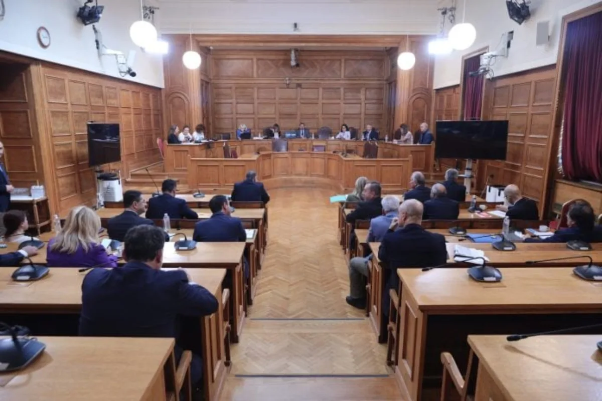 Εξεταστική για ΟΠΕΚΕΠΕ: Καταθέτει ο Αυγενάκης, δείτε ΑΠΕΥΘΕΙΑΣ Εξεταστική για ΟΠΕΚΕΠΕ: Καταθέτει ο Αυγενάκης, δείτε ΑΠΕΥΘΕΙΑΣ