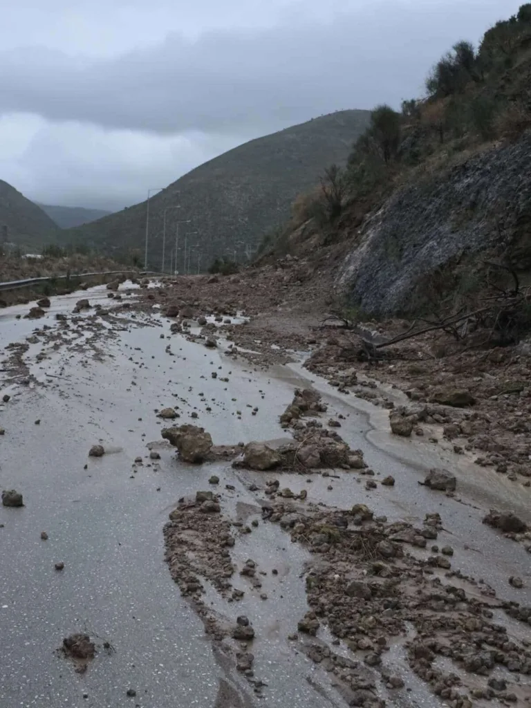 Θεσπρωτία: Τόνοι λάσπης καταστρέφουν καλλιέργειες ΦΩΤΟ