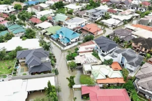 Τυφώνας Καλμαέγκι: Τουλάχιστον 140 οι νεκροί και δεκάδες αγνοούμενοι στις Φιλιππίνες ΒΙΝΤΕΟ