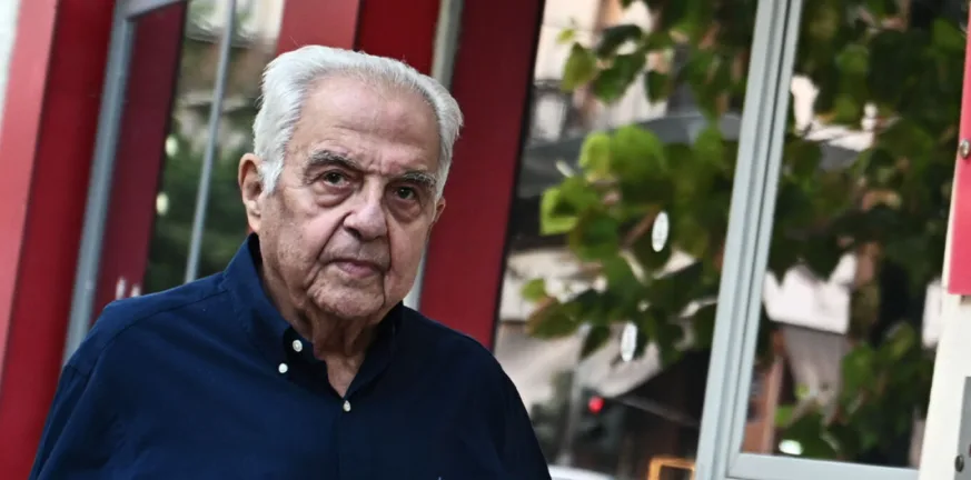 Πέθανε ο πρώην υπουργός του ΣΥΡΙΖΑ Αλέκος Φλαμπουράρης