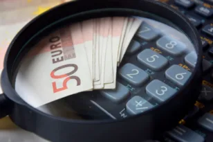 ΚΕΠΕ: Στο «κόκκινο» η φοροδιαφυγή, 45-50 δισ. ευρώ το μαύρο χρήμα στην Ελλάδα