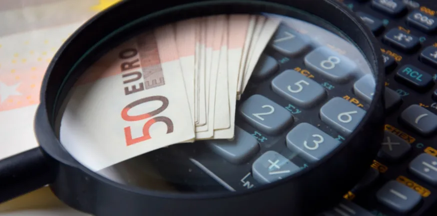 ΚΕΠΕ: Στο «κόκκινο» η φοροδιαφυγή, 45-50 δισ. ευρώ το μαύρο χρήμα στην Ελλάδα