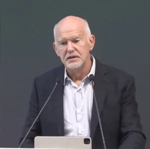 Πάτρα - Συνδιάσκεψη ΠΑΣΟΚ: Σκληρή κριτική και μηνύματα αλλαγής - Πολιτικές δεσμεύσεις Ανδρουλάκη