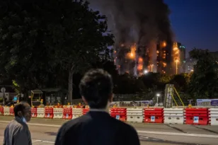 Χονγκ Κονγκ: Τουλάχιστον 13 νεκροί από τη φωτιά σε ουρανοξύστες ΒΙΝΤΕΟ