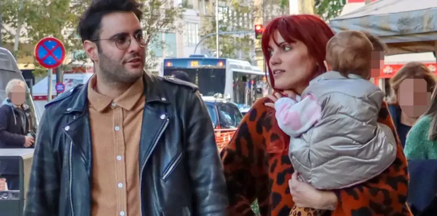 «Σχεδόν κάθε μέρα κλαίω, κάθε φορά που σκέφτομαι πόσο μεγαλώνει η κόρη μου», αποκαλυπτικός ο Ίαν Στράτης