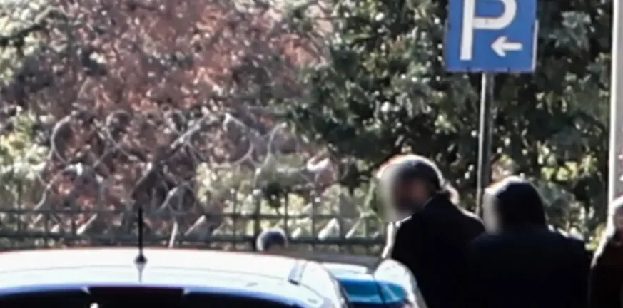 «Έλεγε ότι ήταν δεσπότης, περιττό να πω το τι χρυσαφικό και τι σταυρούς κουβάλαγε πάνω του», νέες αποκαλύψεις για τον ρασοφόρο Youtuber