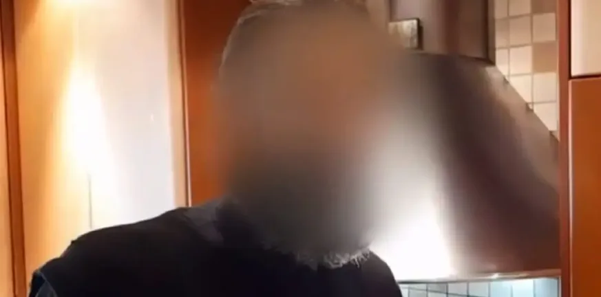 «Μέχρι σήμερα έχουμε στείλει σχεδόν 100.000 ευρώ», νέα μαρτυρία για τον «ιερέα» youtuber