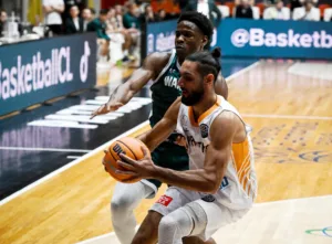 Ο Προμηθέας ήττα-πισωγύρισμα από τη Λέγκια στην Πάτρα - Φωτογραφίες Ο Προμηθέας ήττα-πισωγύρισμα από τη Λέγκια στην Πάτρα - Φωτογραφίες