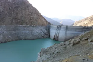 Ιράν: Ξεμένουν από νερό και ψεκάζουν τα σύννεφα για βροχή – Παρατεταμένη ξηρασία