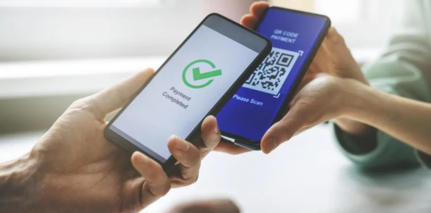 Γίνεται υποχρεωτική από 1 Δεκεμβρίου η αποδοχή πληρωμής με IRIS από τις επιχειρήσεις στις λιανικές συναλλαγές