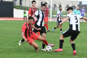 Ο Παναιγιάλειος το ντέρμπι, δεν άντεξε με 10 η Παναχαϊκή Ο Παναιγιάλειος το ντέρμπι, δεν άντεξε με 10 η Παναχαϊκή