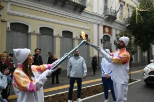 H Πάτρα υποδέχθηκε την Ολυμπιακή Φλόγα ΦΩΤΟΓΡΑΦΙΕΣ