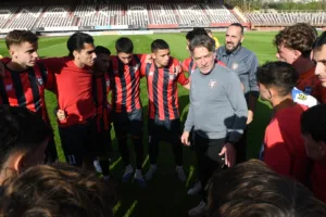 Χωρίς πάτο το βαρέλι για την Παναχαϊκή, συνετρίβη από την Κόρινθο Χωρίς πάτο το βαρέλι για την Παναχαϊκή, συνετρίβη από την Κόρινθο