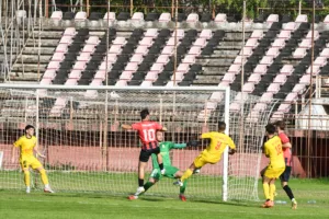 Χωρίς πάτο το βαρέλι για την Παναχαϊκή, συνετρίβη από την Κόρινθο Χωρίς πάτο το βαρέλι για την Παναχαϊκή, συνετρίβη από την Κόρινθο