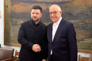 Κακλαμάνης σε Ζελένσκι: Αν η Δύση είχε αντιδράσει στην τουρκική εισβολή στην Κύπρο, ίσως η Ρωσία να μην είχε εισβάλει στην Ουκρανία