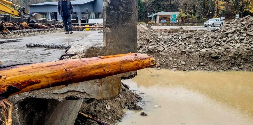 Δυτική Ελλάδα: Κατολισθήσεις, πλημμύρες, δρόμοι που μετατράπηκαν σε ορμητικούς χειμάρρους και ποτάμια! ΦΩΤΟ, ΒΙΝΤΕΟ