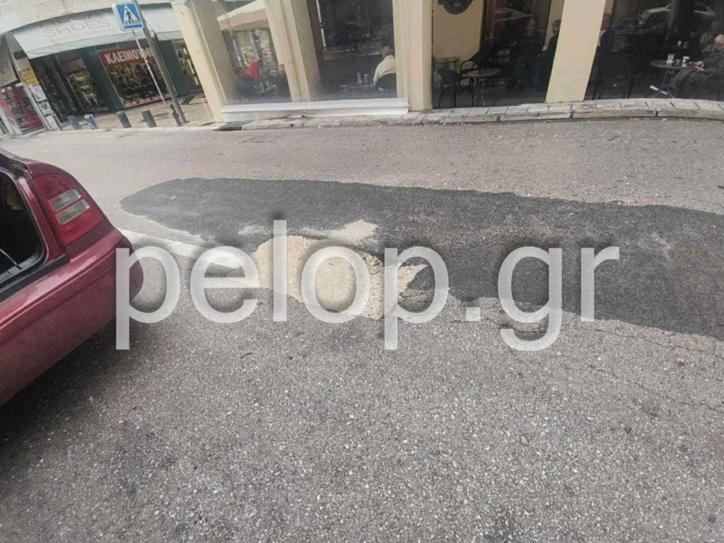 Πάτρα: Η Κανακάρη ξανά… βούλιαξε - Το “μπάλωμα” που δεν άντεξε ούτε δέκα μέρες ΦΩΤΟ