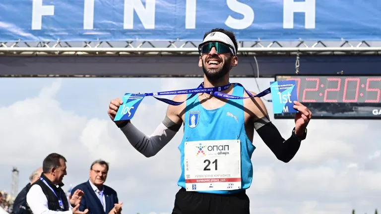 Παναγιώτης Καραΐσκος πρώτος στον 42ο Αυθεντικό Μαραθώνιο