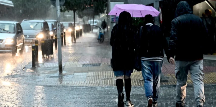 Κακοκαιρία Adel: Τριήμερα ύψη βροχής-ρεκόρ σε όλη τη χώρα - Γιατί η Αττική πλημμύρισε με μόλις 40 χιλιοστά