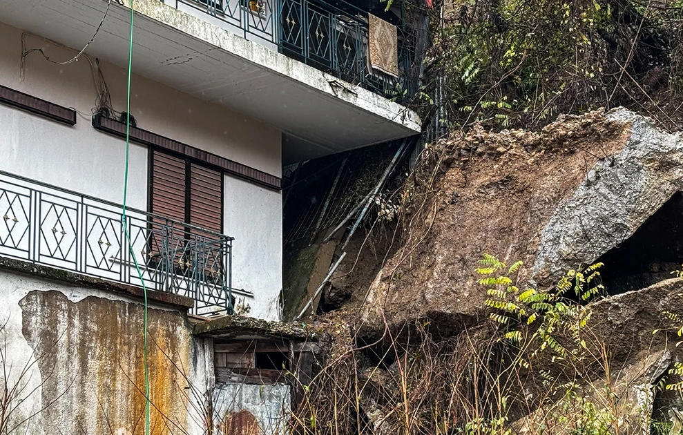 Ήπειρος - Σοβαρές ζημιές από την κακοκαιρία Adel: Χωριά αποκλεισμένα και δίκτυα κατεστραμμένα