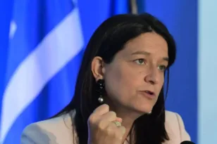 Κεραμέως: Διαθέσιμη από αύριο ηλεκτρονική πλατφόρμα για την ενίσχυση των 250 ευρώ