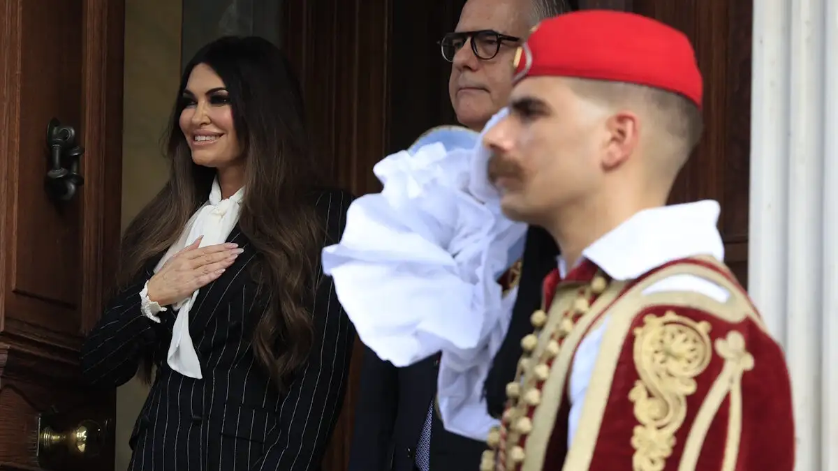 Γκιλφόιλ: Μεγάλη τιμή για μένα να υποβάλω τα διαπιστευτήριά μου στον Πρόεδρο της Ελληνικής Δημοκρατίας Γκιλφόιλ: Μεγάλη τιμή για μένα να υποβάλω τα διαπιστευτήριά μου στον Πρόεδρο της Ελληνικής Δημοκρατίας