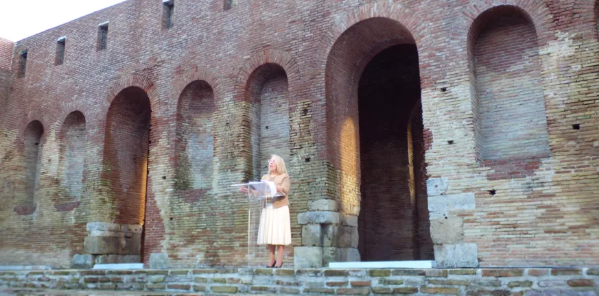 Ρωμαϊκό Ωδείο: Κακή ανάμνηση τα προκάτ καμαρίνια - Σκηνή και παρασκήνια θα λειτουργούν όπως στην αρχαιότητα