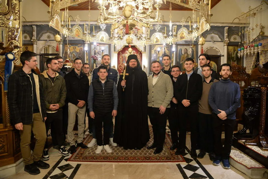 Πάτρα – Νέος μοναχός στη Μονή Παναγίας Γηροκομητίσσης: Η κουρά από τον Μητροπολίτη Πατρών Χρυσόστομο ΦΩΤΟ