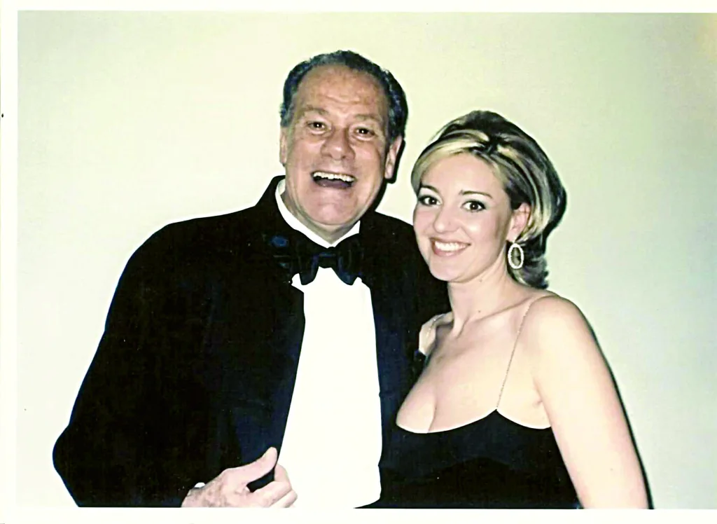 Ντίμης Κρίτσας: Ο μάγος της υψηλής ραπτικής - Η Μελίνα, η Σανέλ και η... Πάτρα