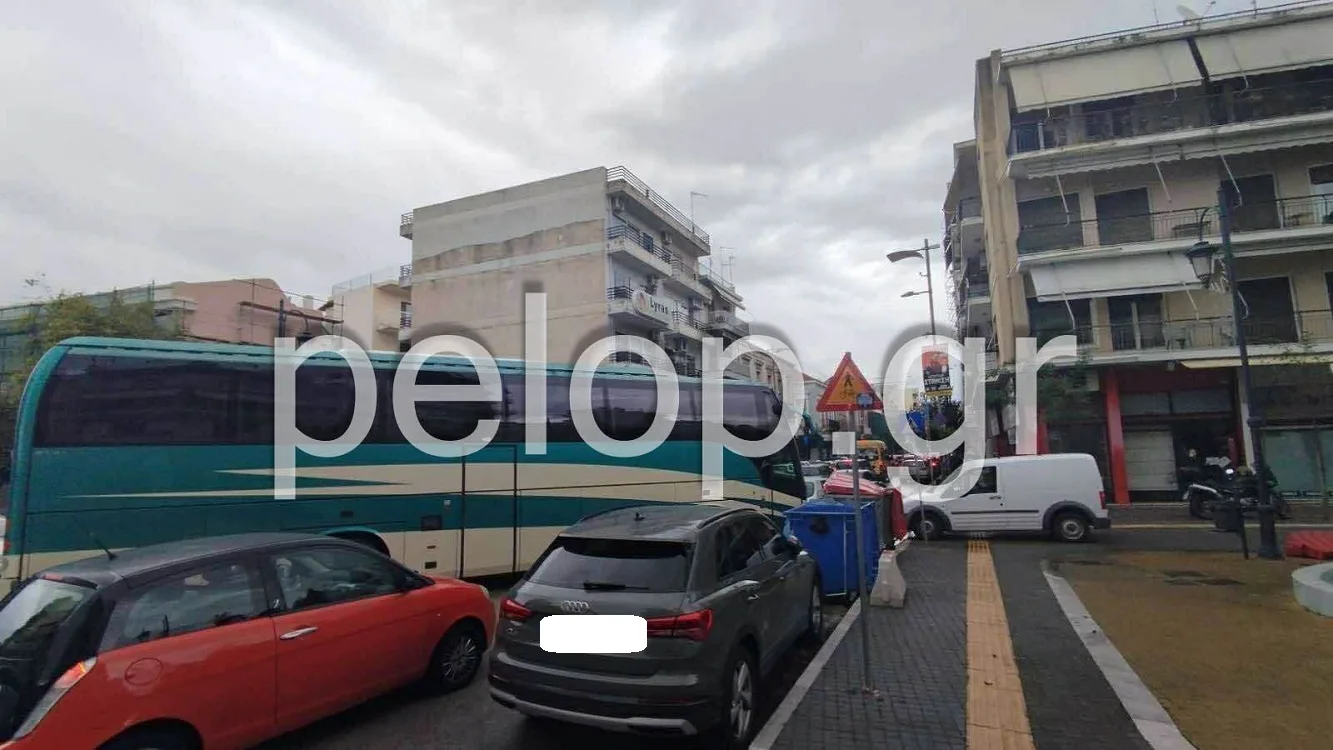 Πάτρα: Κυκλοφοριακό χάος στο κέντρο λόγω της Ολυμπιακής Φλόγας - «Φράκαρε» η Αγίου Ανδρέου ΦΩΤΟ Πάτρα: Κυκλοφοριακό χάος στο κέντρο λόγω της Ολυμπιακής Φλόγας - «Φράκαρε» η Αγίου Ανδρέου ΦΩΤΟ