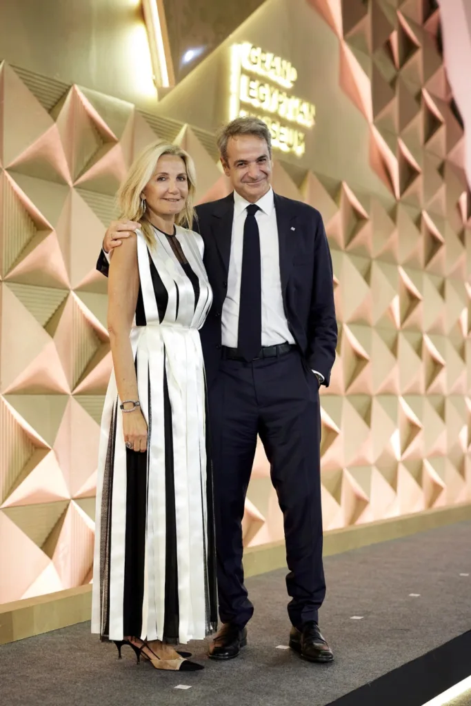 Τα εντυπωσιακά εγκαίνια στο φαραωνικό Αιγυπτιακό Μουσείο, το μεγαλύτερο που έχει χτιστεί ποτέ!