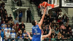 Η Εθνική με Μπαζίνα και Καραγιαννίδη έκανε το 2 στα 2 - Φωτογραφίες/βίντεο