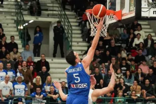 Η Εθνική με Μπαζίνα και Καραγιαννίδη έκανε το 2 στα 2 – Φωτογραφίες/βίντεο